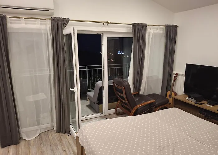 Apartma Med Oljkami - Portorož