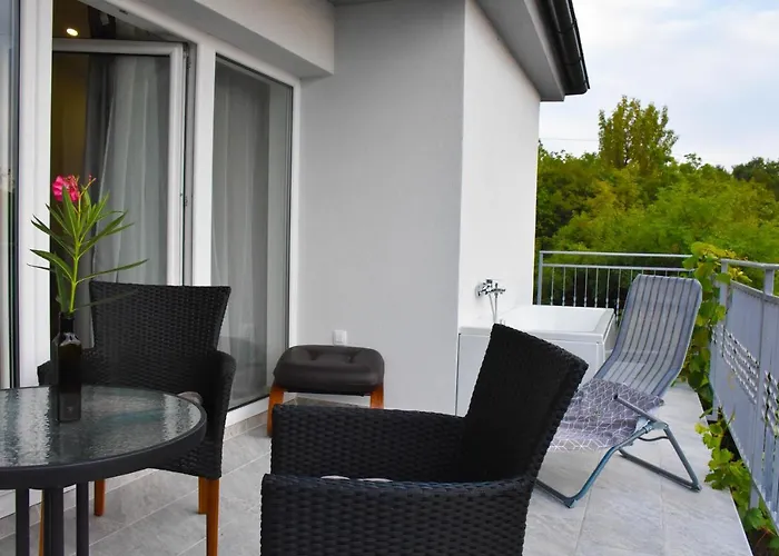 Apartma Med Oljkami - Portorož